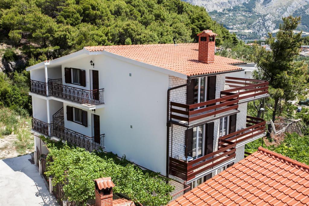 Apartments Mladen Duće Buitenkant foto