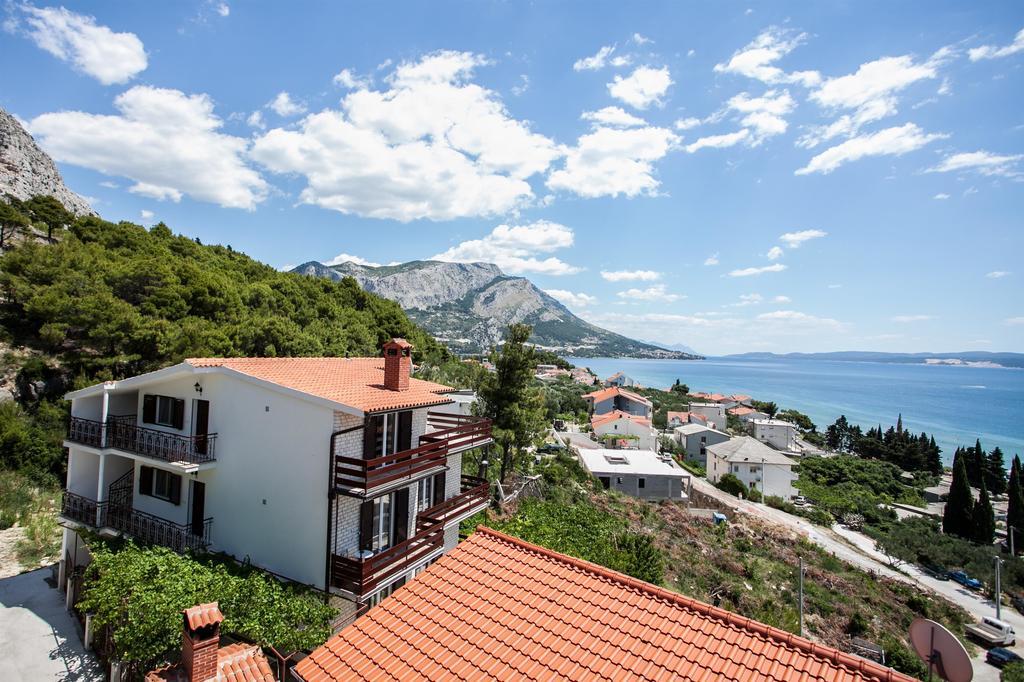 Apartments Mladen Duće Buitenkant foto